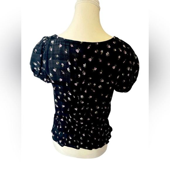 American Eagle Outfitters top, cropped & elasticised waist,  blk floral, Sz SM - Picture 5 of 9